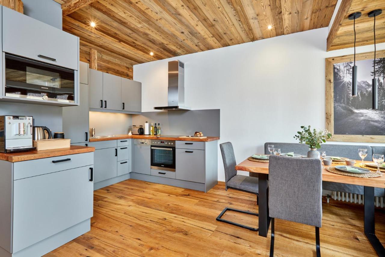 Alpis Ferienwohnung Гармиш-Партенкирхен Екстериор снимка